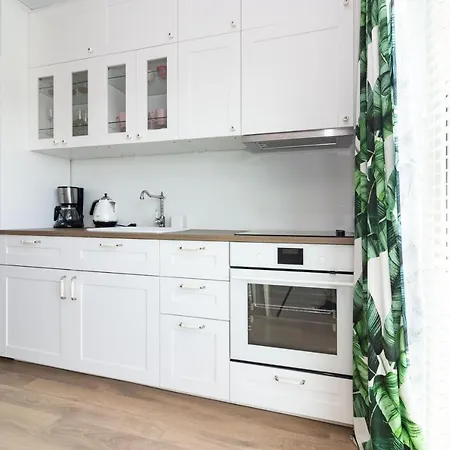Live In Peace, By Cohost Apartament